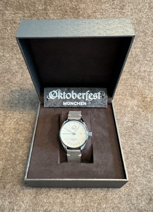 Limitierte Automatik-Uhr Oktoberfest Edition in edler Verpackung mit Logo und Filzeinlage